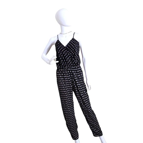 Romeo + juliet jumpsuit - Picture 2 of 12